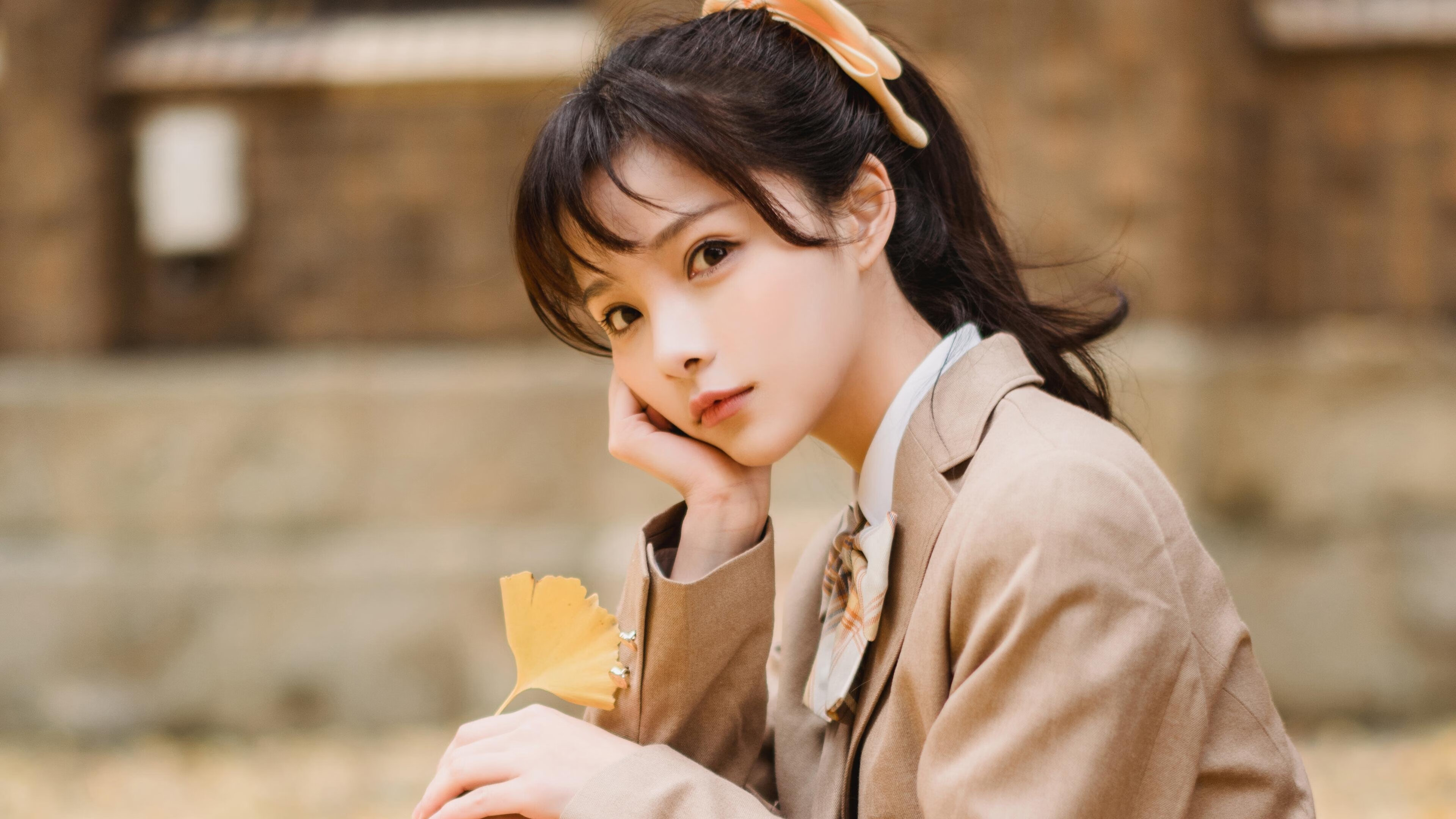 【亚伦·诺拉的全能表现】投打皆精彩助球队获胜,诺拉 艾伦